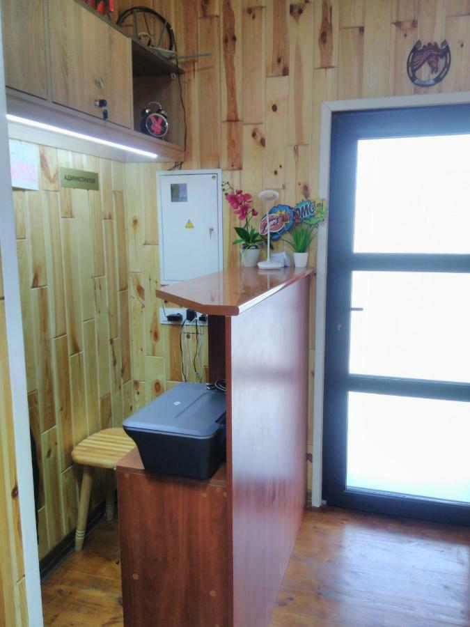 Отель "Swallow House" Çerkassi Dış mekan fotoğraf